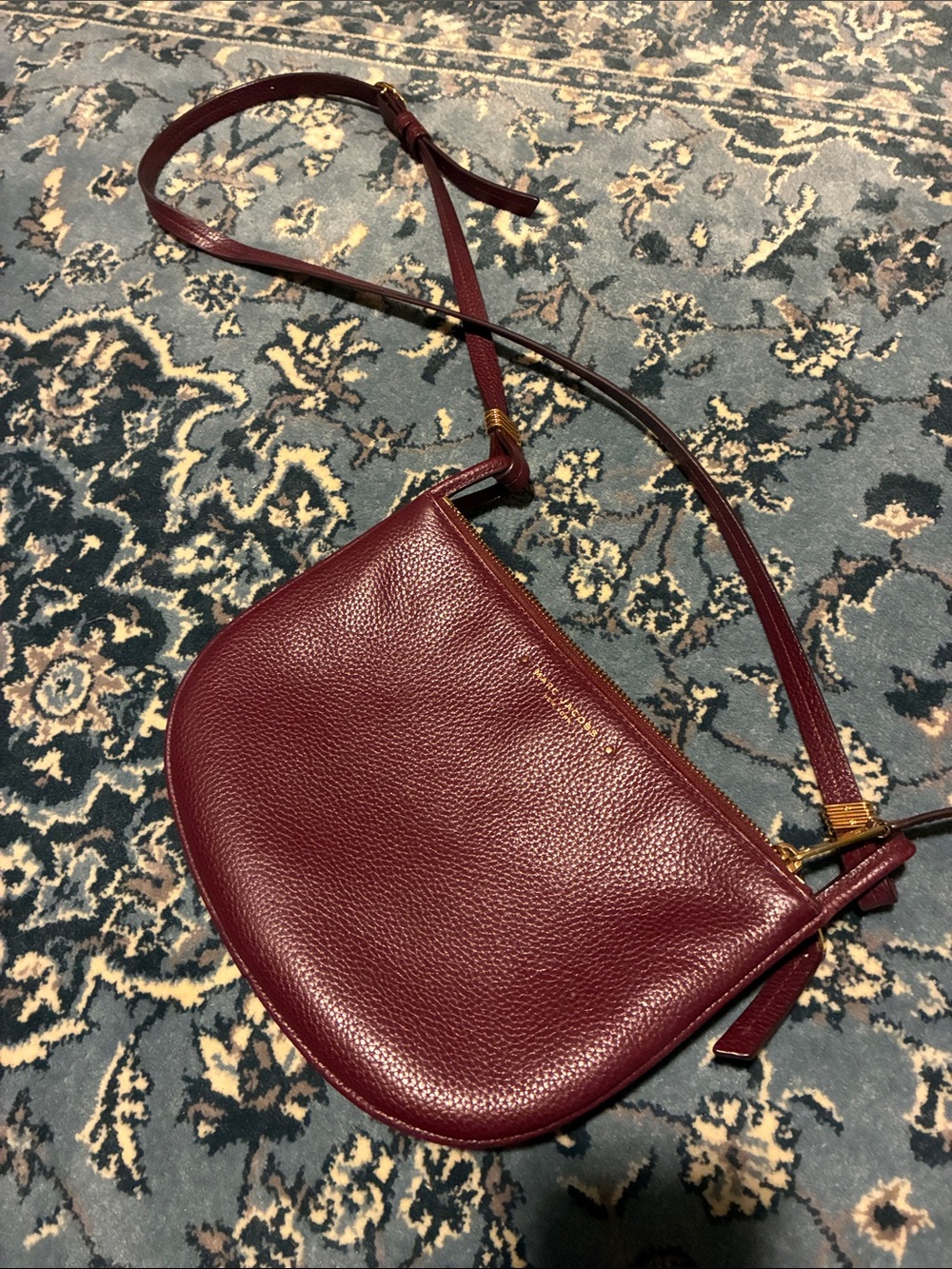 Marc Jacobs 2010s Leather Crossbody Saddle Bag in Burgundy
